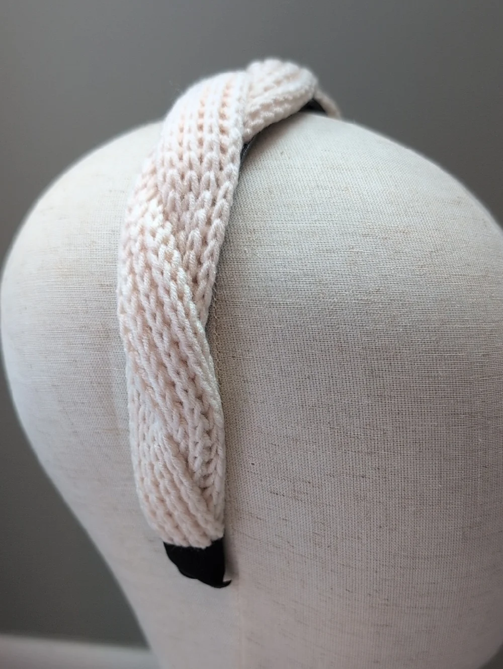 Neutral Cream Knitted Twist Headband